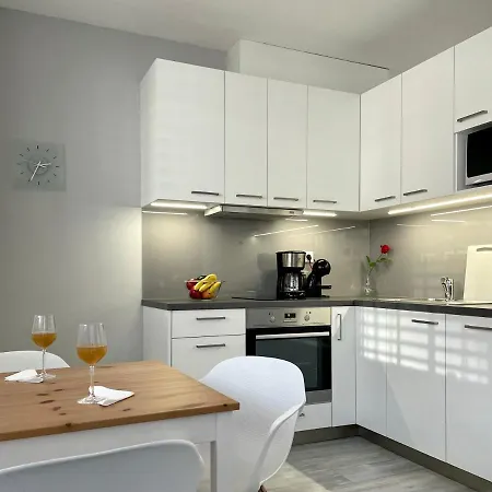 Stein Apartment *